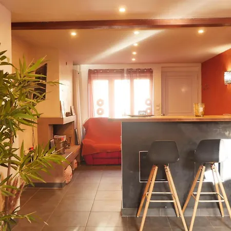 Apartment Oparadi 